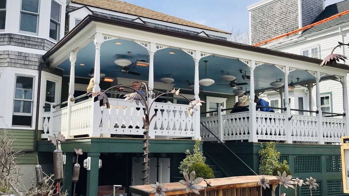 Provincetown Bed & Breakfast | Enzo
