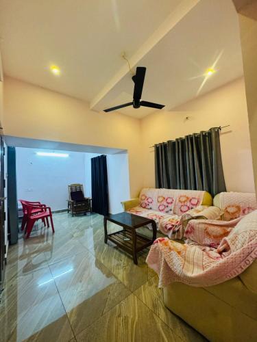 Varkala House | EPIC INN VILLA VARKALA with kitchen