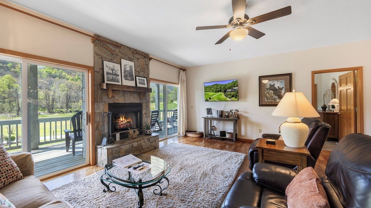 Whittier Condo | Epic Mountain & Golf Views! Huge deck! Washer & Dryer! Full Kitchen! Amenities!