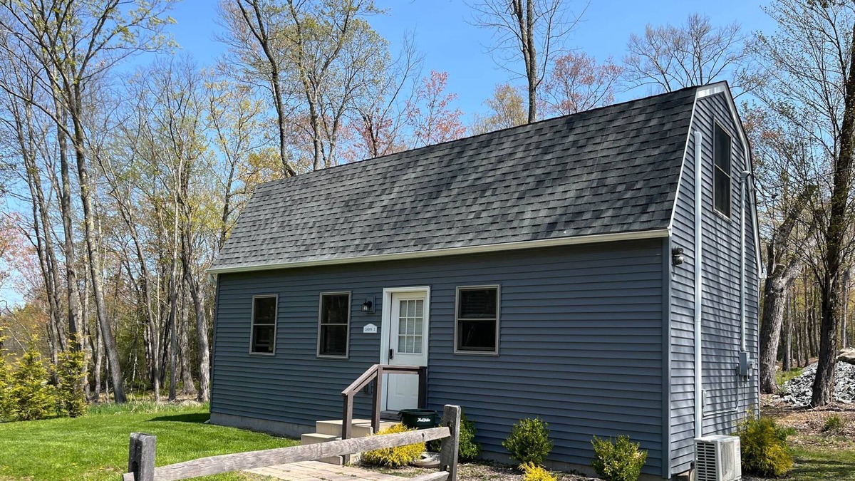 Tafton Cabin | Epply 2 - Lakeside Cabins