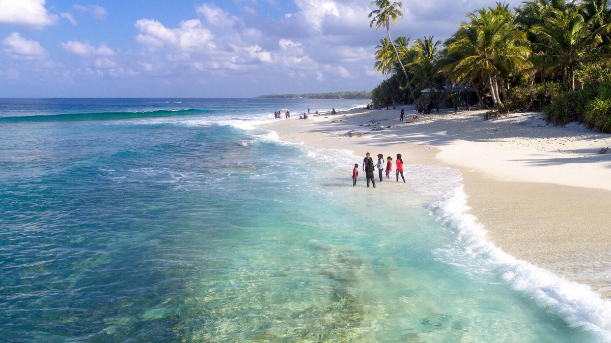 Fuvahmulah House | Equator Inn