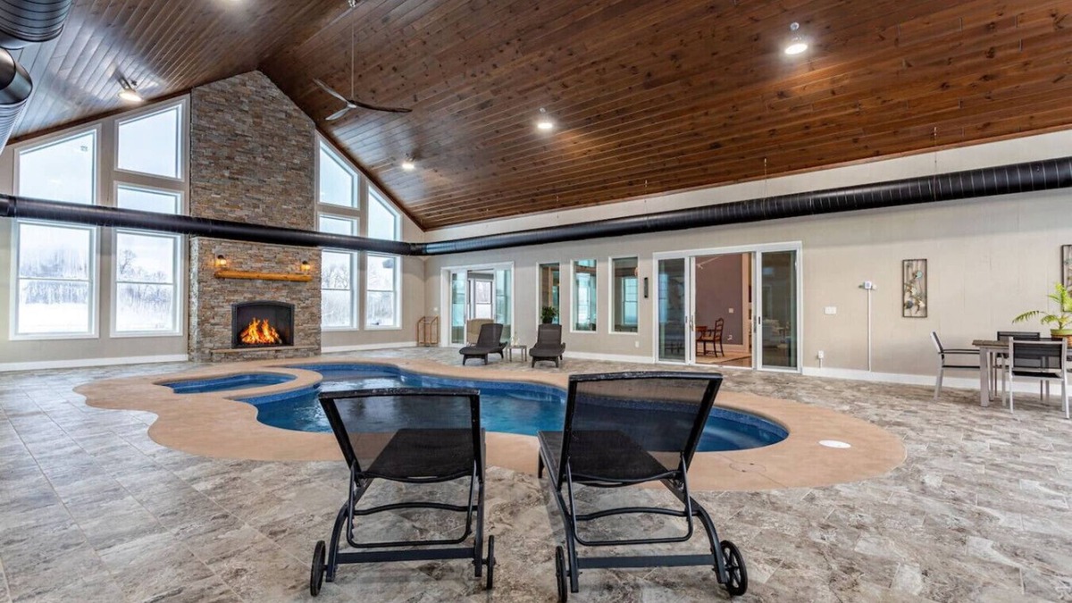 Central Bridge House | Equestrian Estate | Indoor Pool, Theater, Game Rm