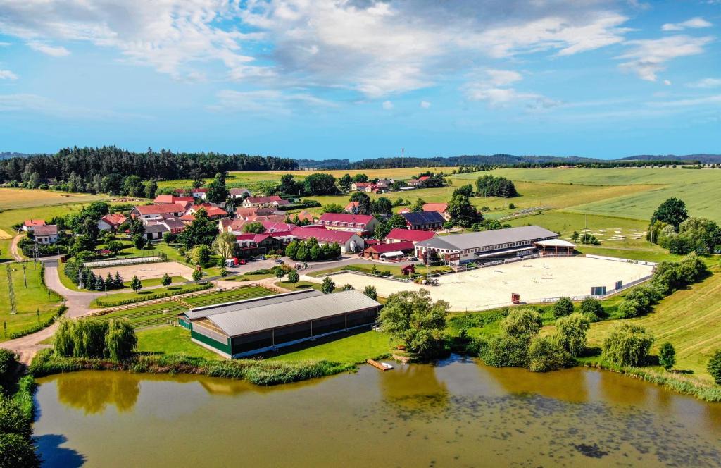 Breznice Hotel | Equitana Hotel Resort