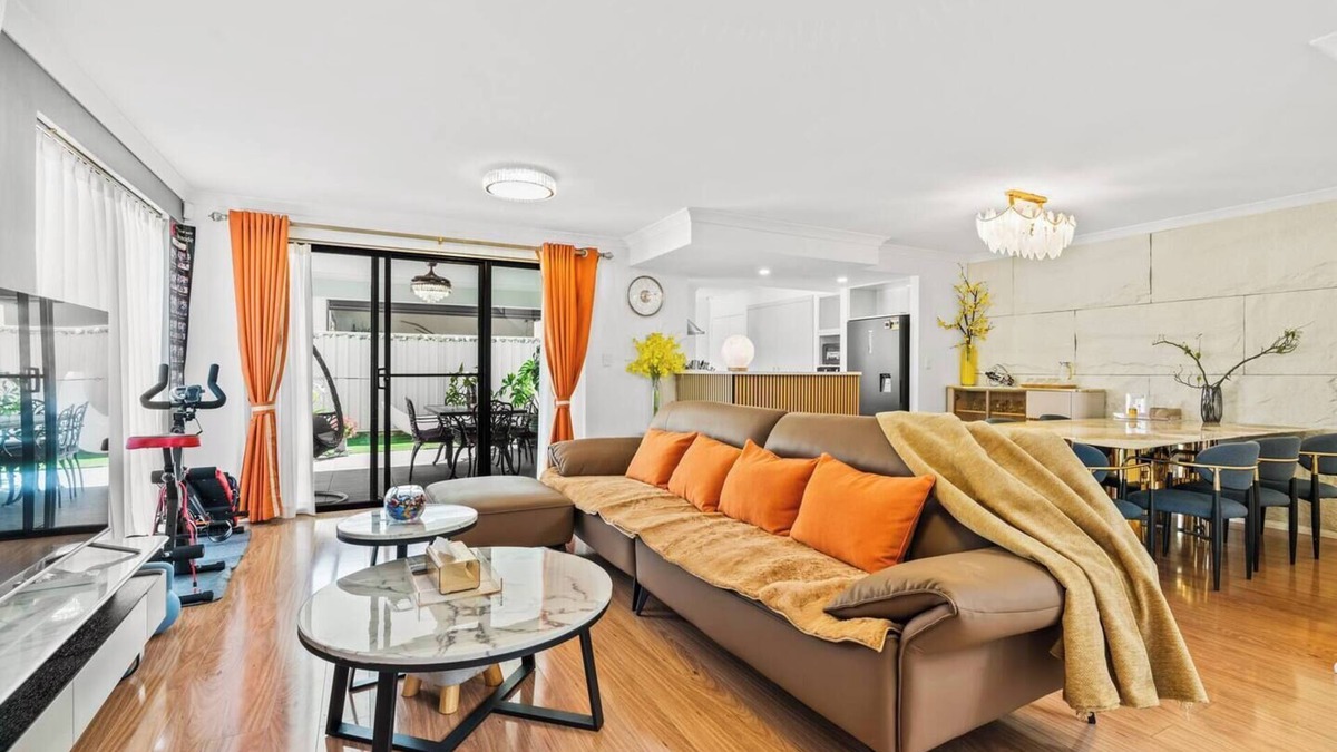 Victoria Park House | Equitice Autumn Moonlight Villa, Leisure Autumn Moonlight Villa