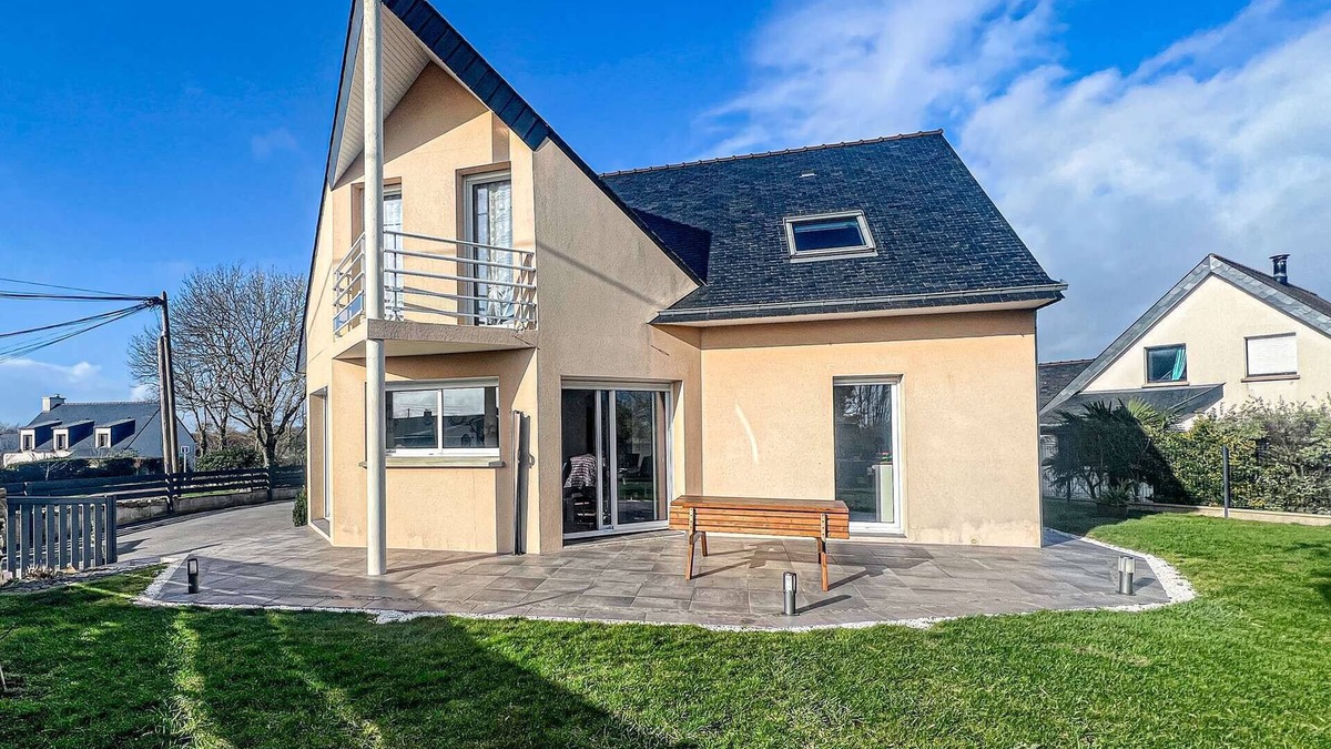 Erdeven House | Erdeven - 7 room house - 118 sqm - Enclosed garden