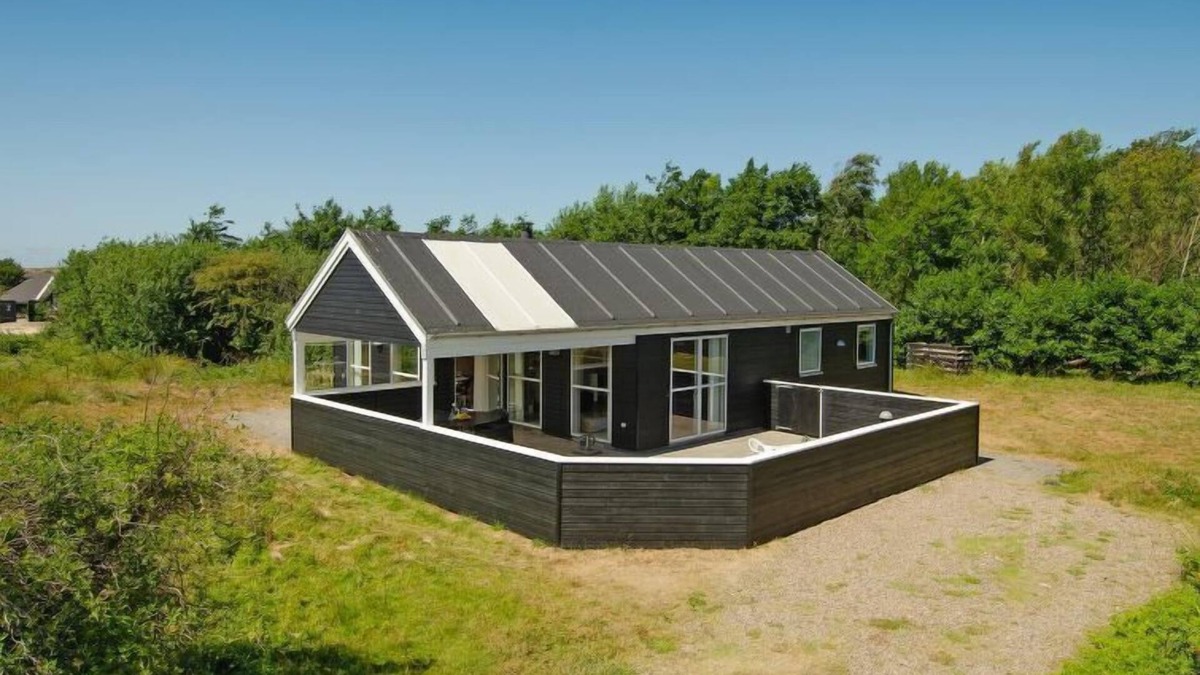 Rindby Strand House | "Erich" - 1.8km from the sea by Interhome