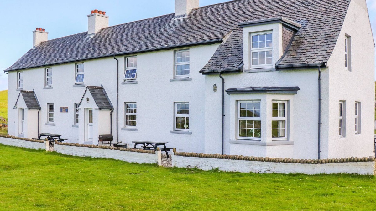 Duntulm Cottage | ERISCO, pet friendly, country holiday cottage in Duntulm