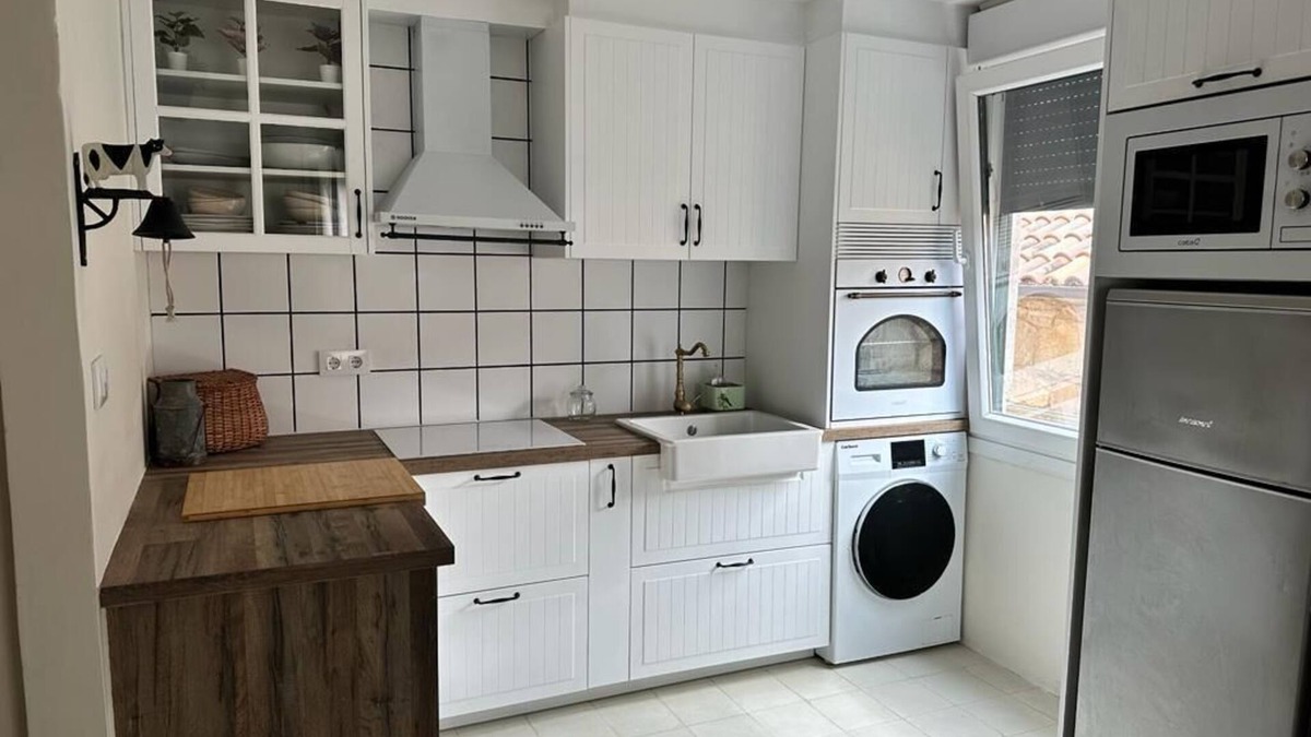 Baiona Apartment | Erizana, newly renovated second line beach apartment.