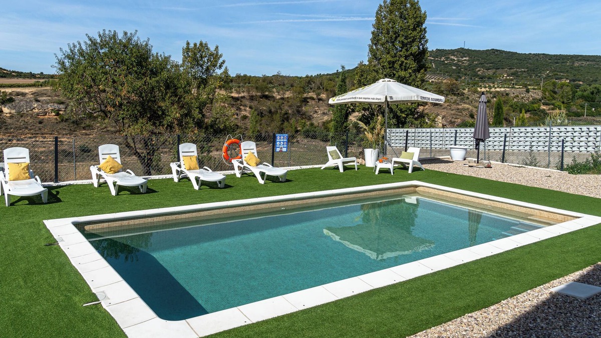 Alcocer Cottage | Casa Rural La Yesería, the ideal getaway for families/friends.pool/BBC/Relax