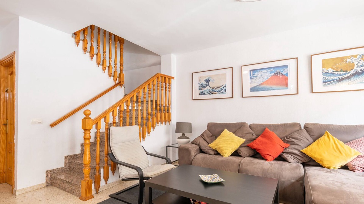 La Cala del Moral Ski Chalet | RENTS Victoria Beach