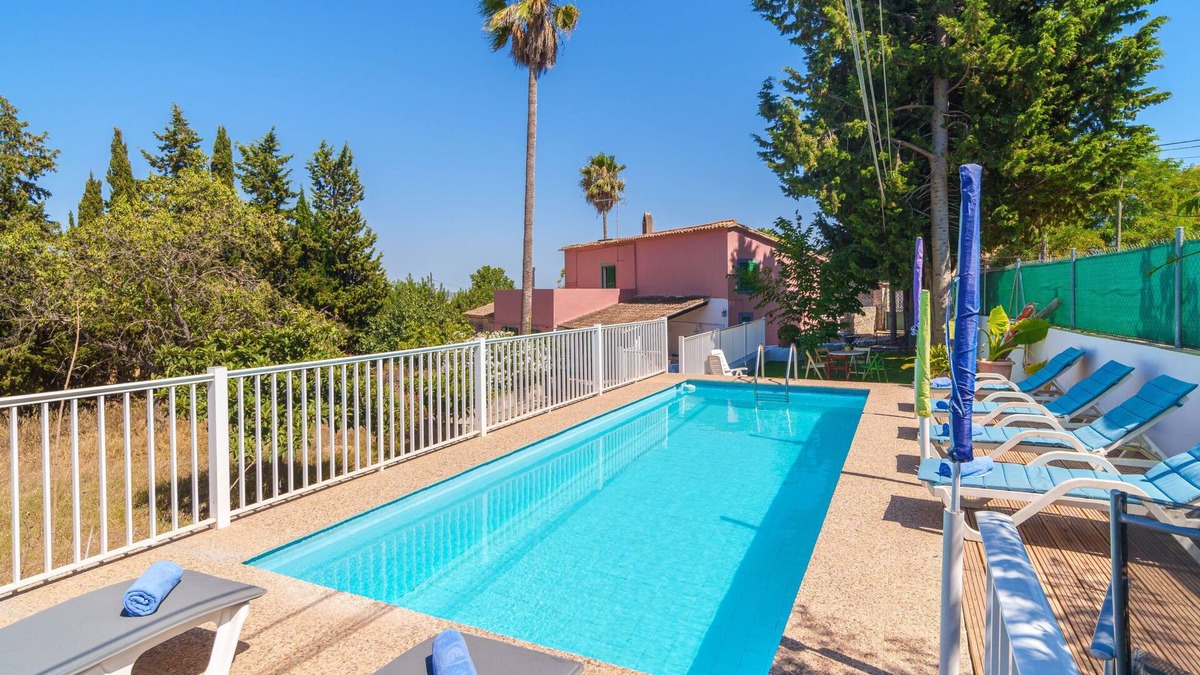 Establiments House | Es Muntant by Interhome