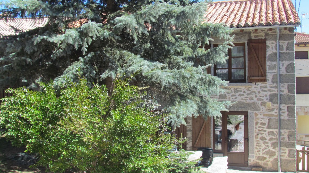 Navarredonda de Gredos Cottage | Country house of Avila La Esperilla de Gredos in the Gredos Regional Park