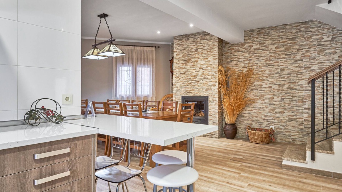 San Bartolome de Pinares Cottage | CASCORRO COMPLETE RURAL HOUSE