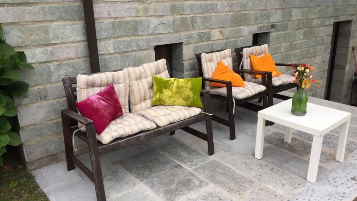 Santa Marina de Oblanca Apartment | Independent apartment with private garden and barbecue