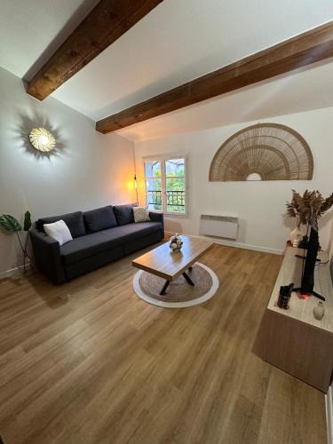 Manosque Apartment | Escapade Provençale à Manosque - Centre Historique