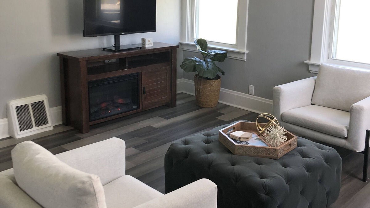 Reading House | Escape the Hustle and Bustle