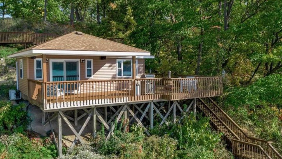 Youngstown Cabin | Escape to a Cozy Cabin on the River – Relax & Unwind!