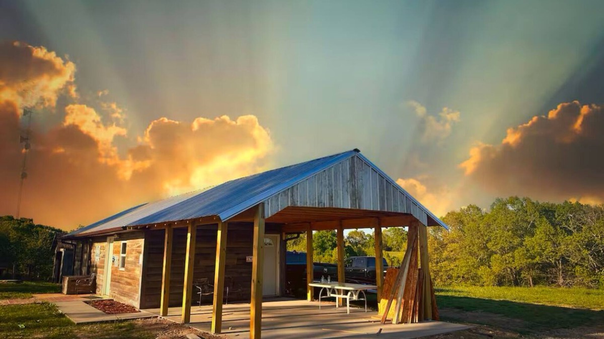Squires Cabin | Escape to Blair Base Camp at Hercules Glades Wilderness