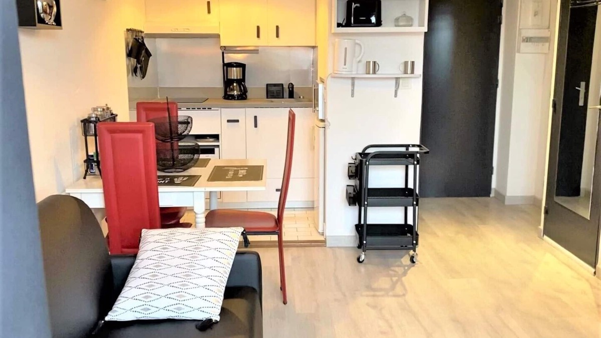 Bonneville-sur-Touques Apartment | Escape to Deauville