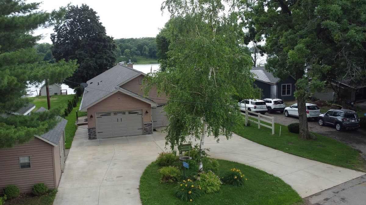 Markesan House | Escape to Little Green Lake, Wisconsin