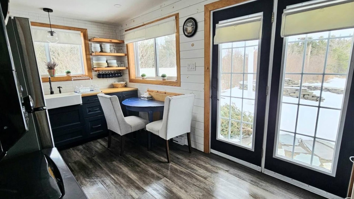 Lawrencetown Cottage | Escape to nature at Saltwater Hideaway Cottage. Panoramic views!
