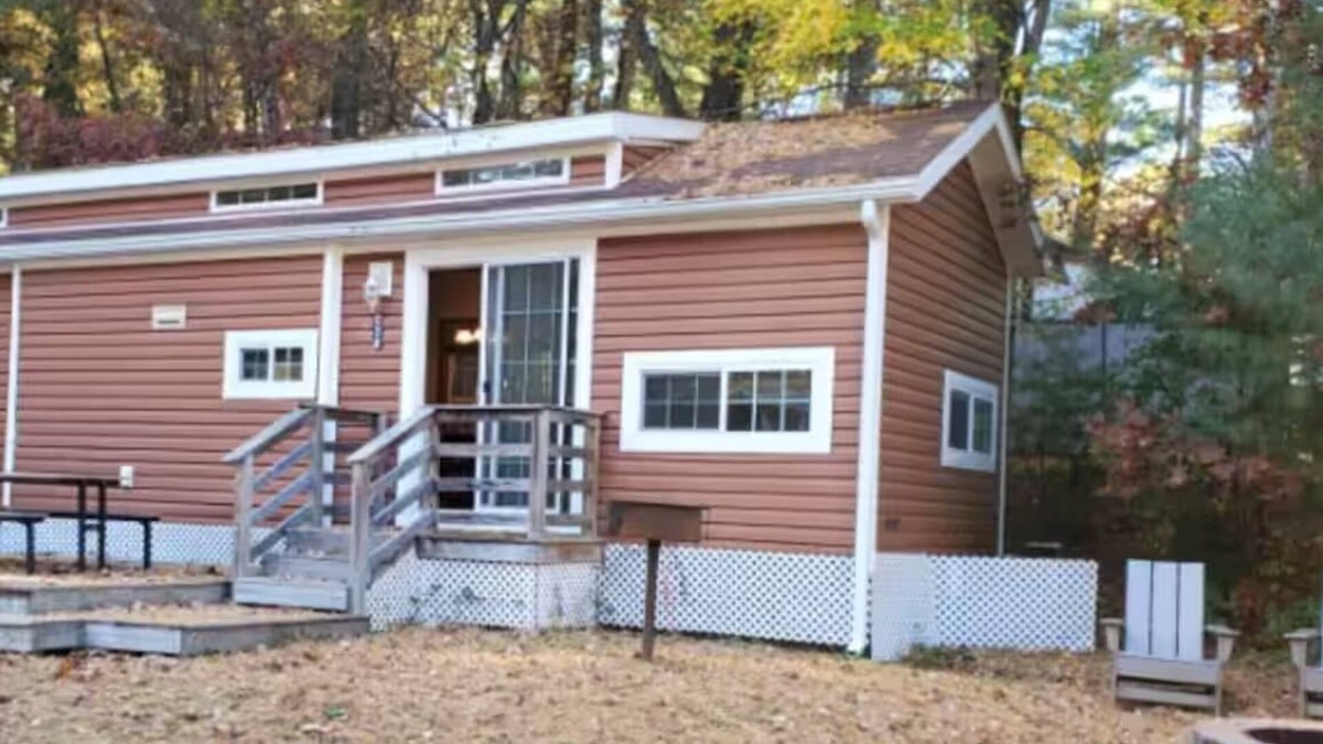 East Falmouth Cabin | Escape to our Cabin in the Pines in beautiful East Falmouth on Sunny Cape Cod.