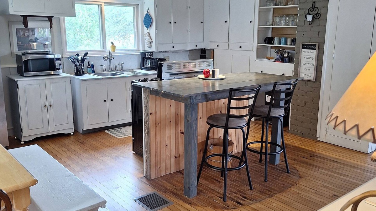 Laurium House | Escape to our farmhouse on 79 acres 4 ponds minutes from Calumet and Hancockn