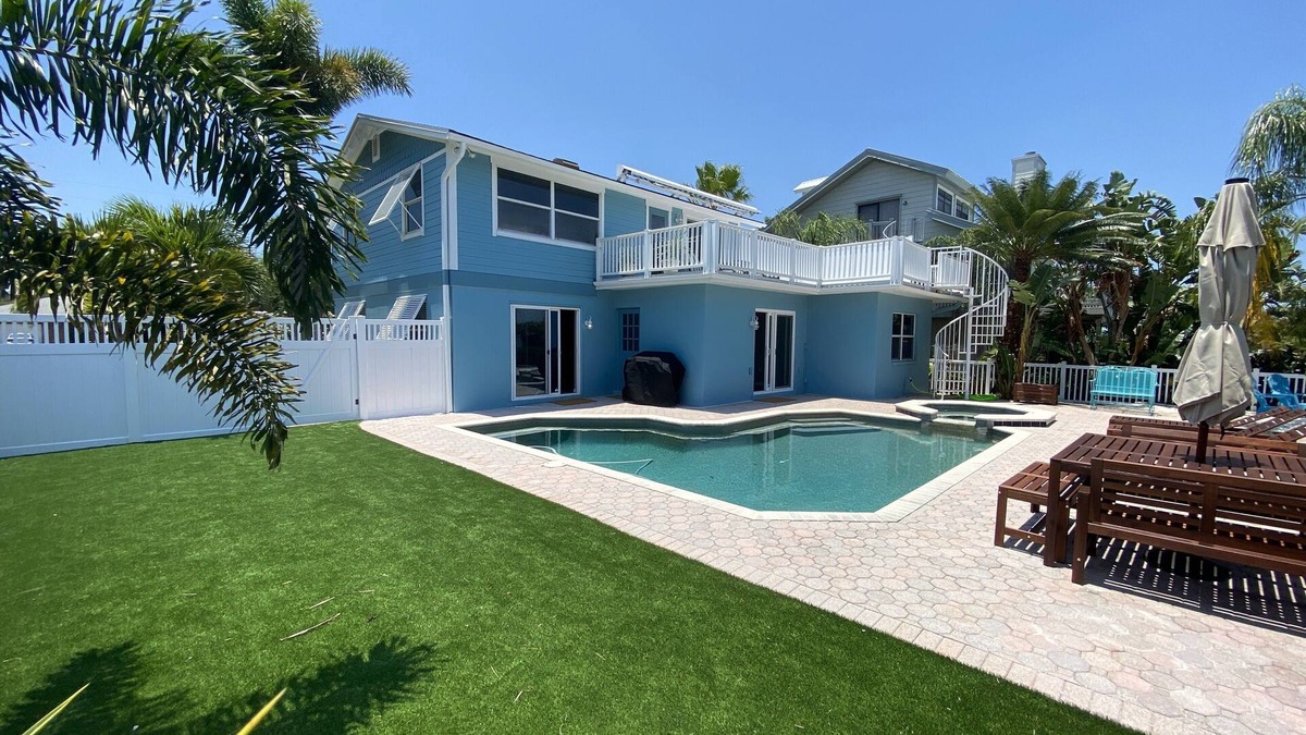 Tarpon Springs House | Escape to Paradise: Luxe Waterfront 3BR/3BA w/Pool, Hot Tub & Fishing Dock