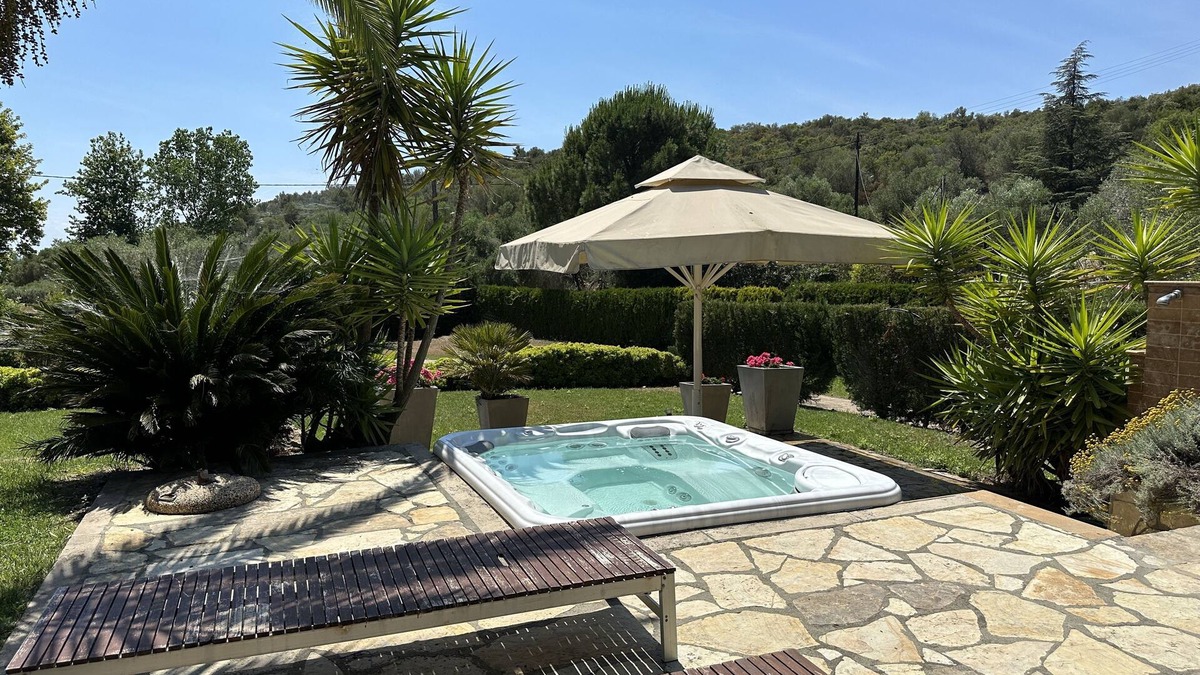 Porto Carras Villa | Escape to Paradise - Experience Luxury and Serenity at Villa Elina in Sithonia!