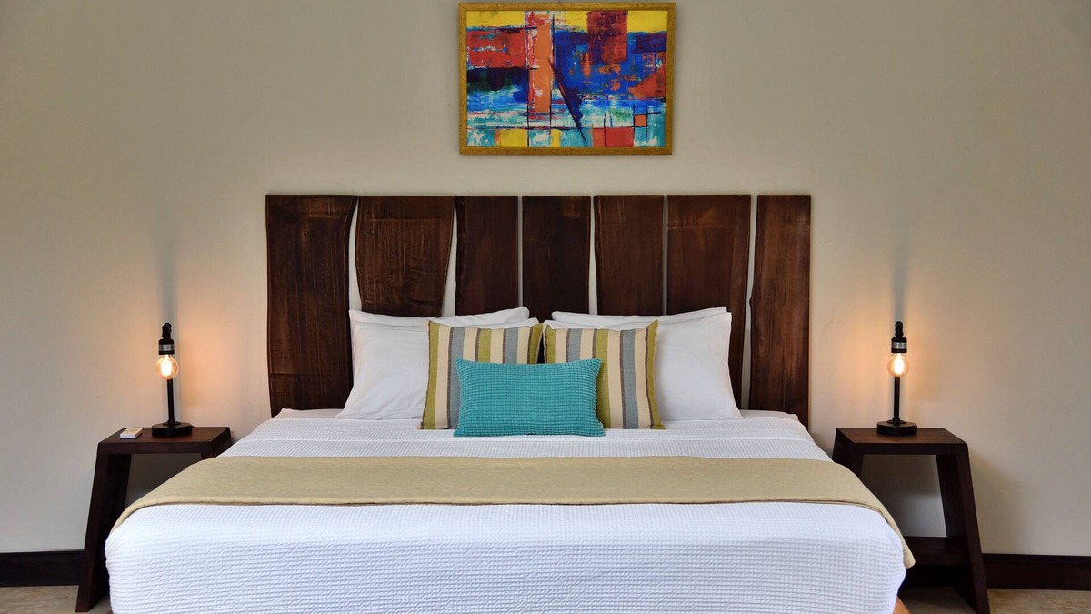 IronShore Estates Apartment | Escape to renew your mind