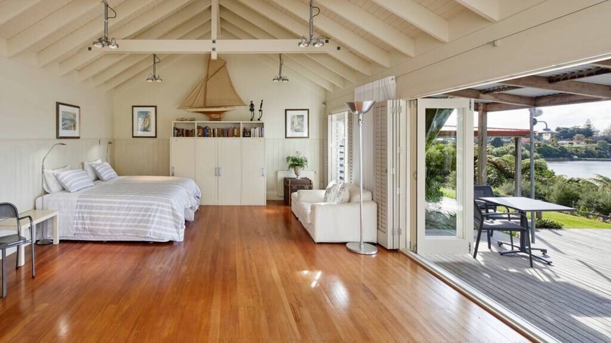 Whakamarama Apartment | Escape to the charming Morning Tide Studio