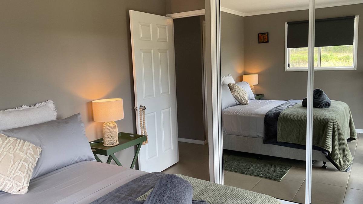 Kilbirnie Cottage | Escape to the Country! nEnjoy the lovely setting of this romantic spot in nature