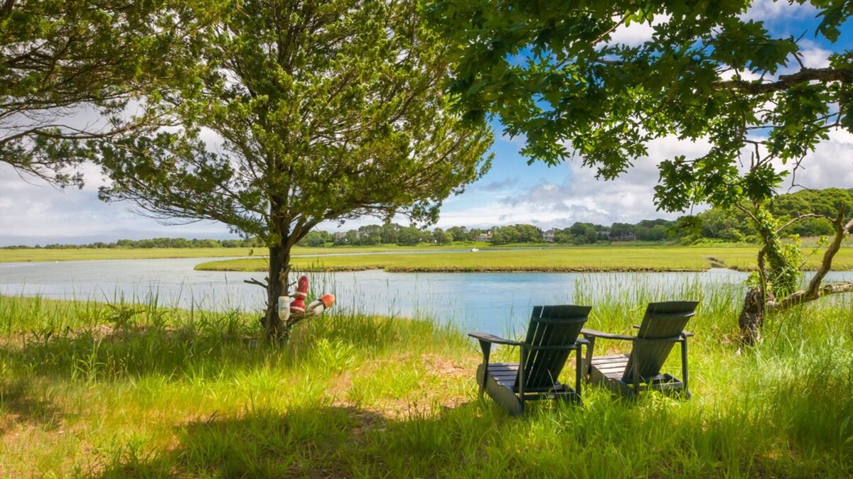 East Sandwich House | Escape to The Hideaway in East Sandwich fronting on Scorton Creek and tidal marsh!