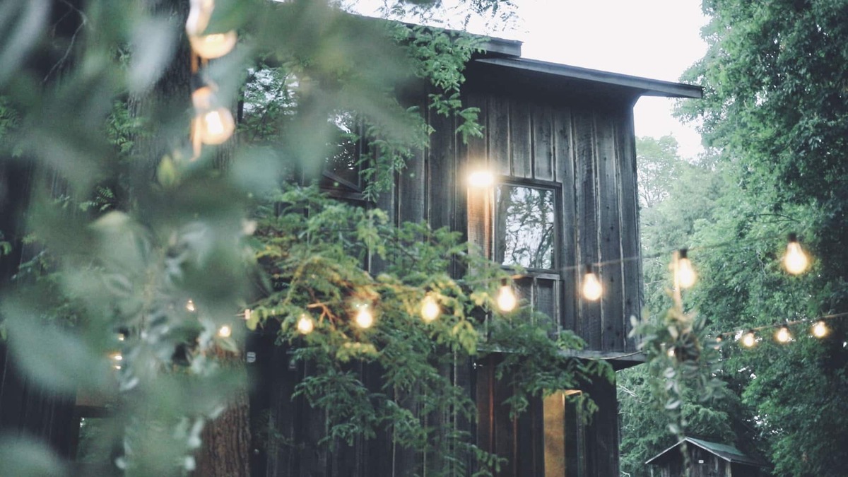 Blacklick Cabin | Escape to the Idyllic Bridge House for some much needed R&R