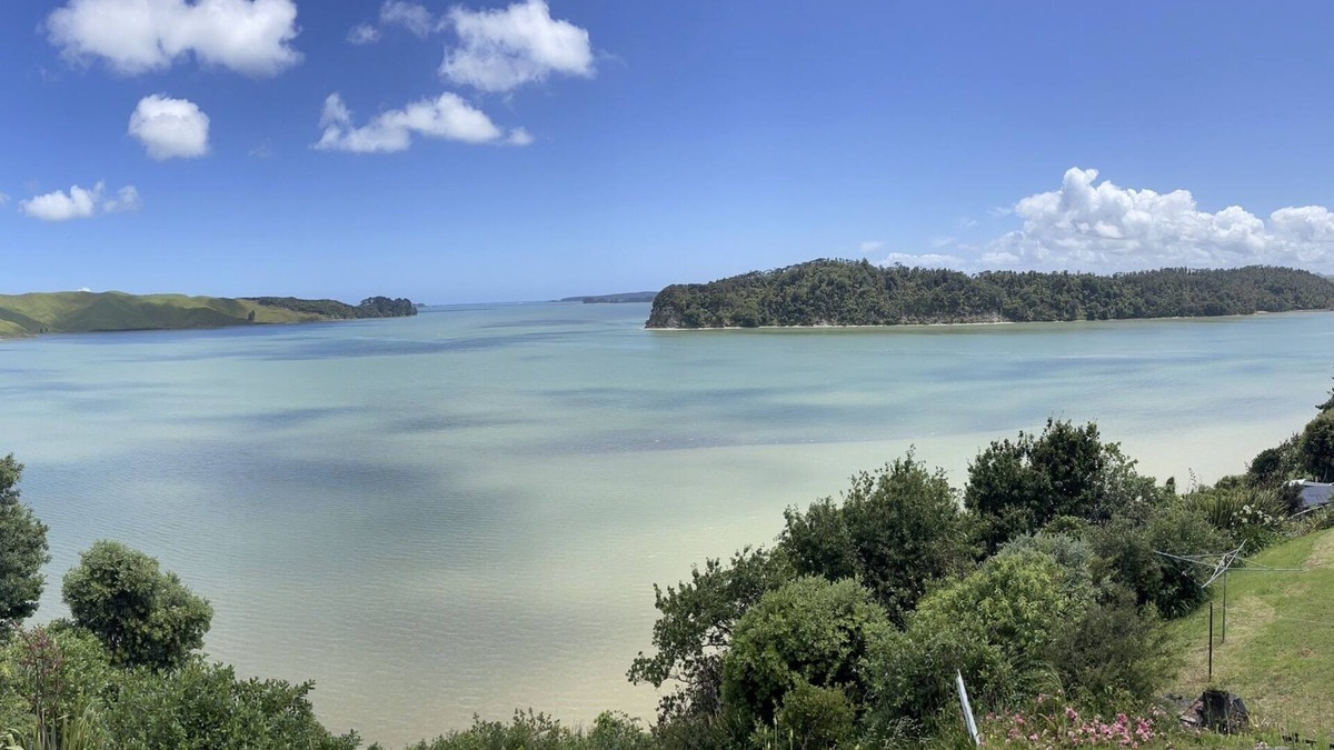 Taharoa Apartment | Escape to The Studio, Te Waitere