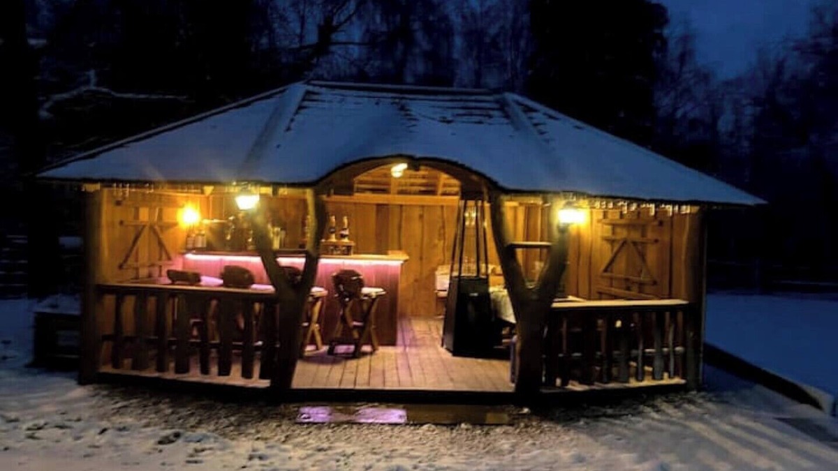 Charing House | Escape to Tranquil Rustic Place