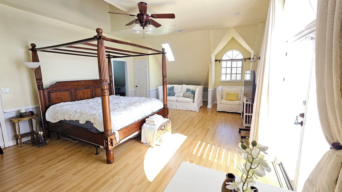 Lucaya Apartment | Escape to your perfect home away from home, nestled just across from the beach.