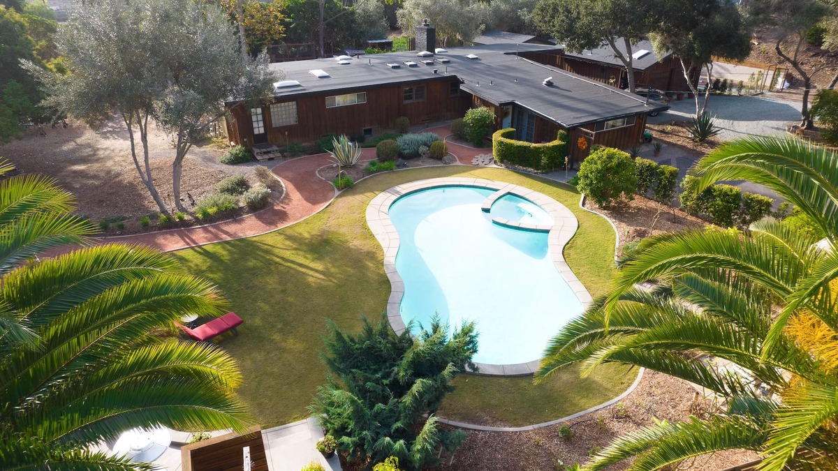 Lincoln Acres House | Escape Under the Palms at Casita Las Palmas Studio Retreat