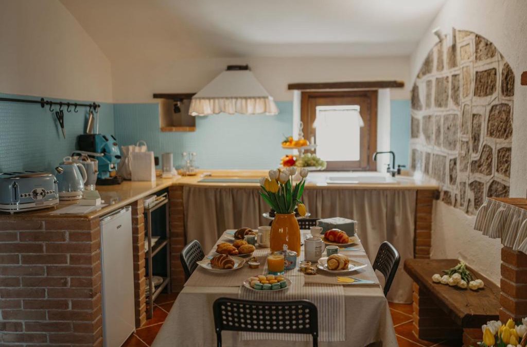 Sant'Agata de'Goti Apartment | Esmeralda B&B