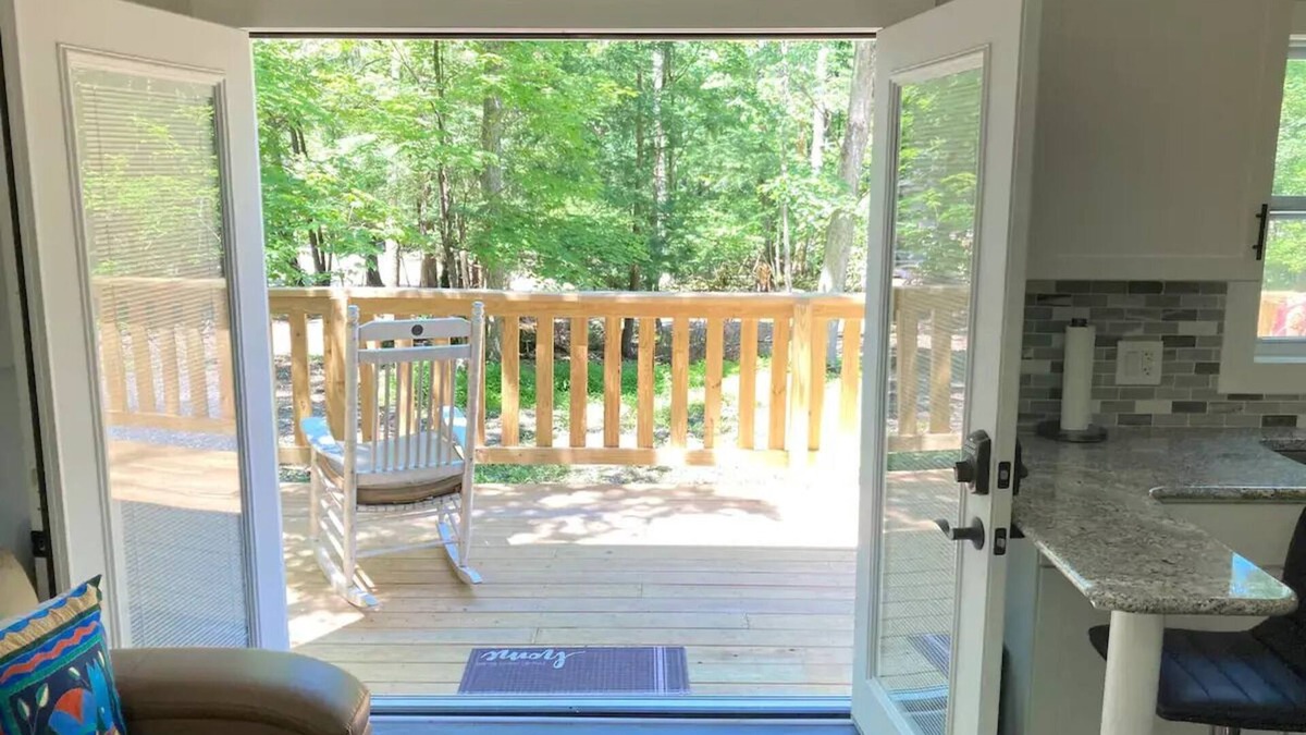 Mount Marion House | Esopus Creek modern Tiny house Retreat!