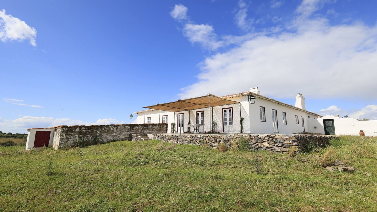 Malarranha House | Espaçosa Casa de Campo com 500 Hectares Para Explorar ou Simplesmente Descansar