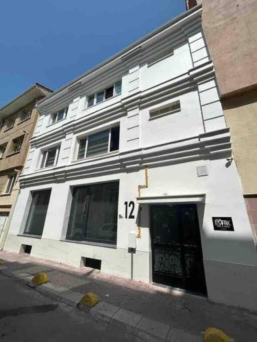 Tepebası Apartment | Espark baglar 1+1+ teraslı daire