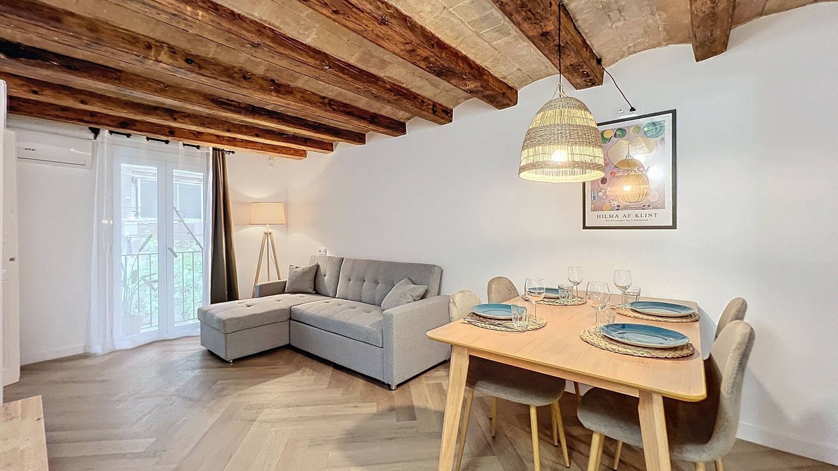 Sants-Montjuic Apartment | Espectacular Apartamento Totalmente Equipado en el Centro de Barcelona!