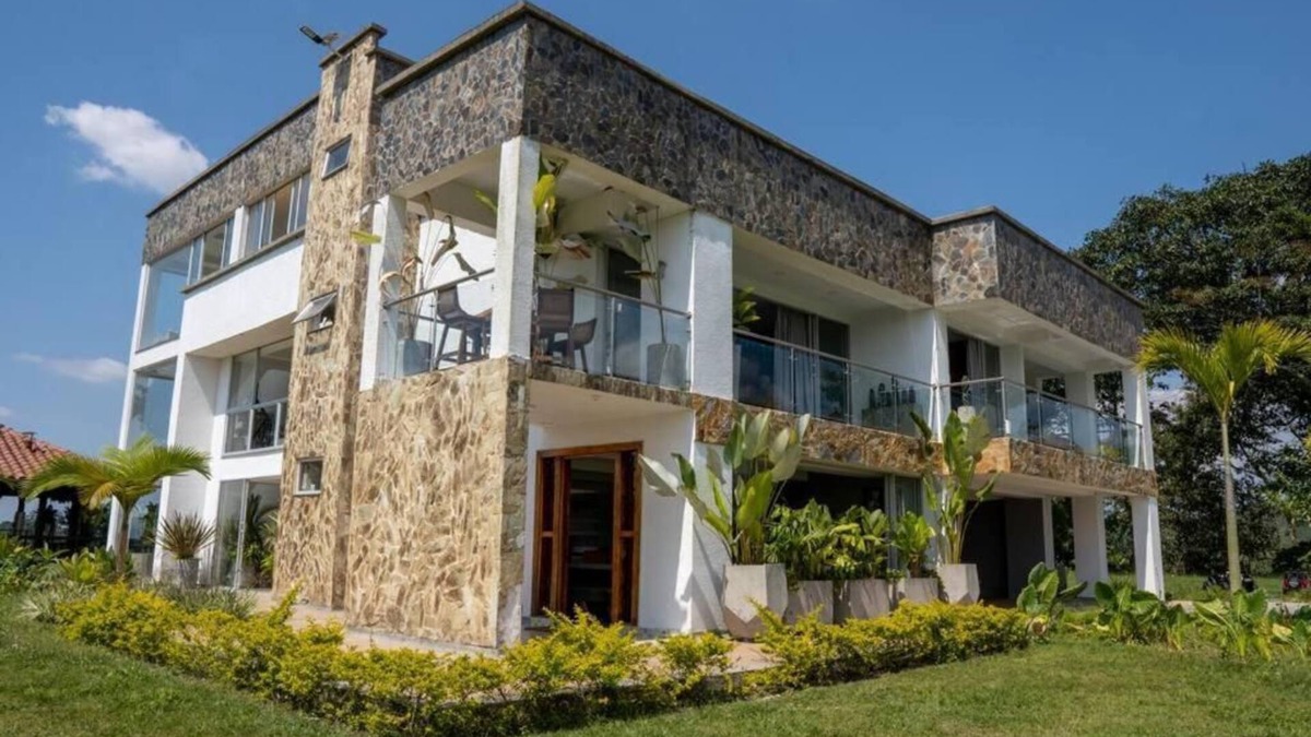 Calarca Villa | Espectacular Casa de Lujo de 9 Habitaciones en Calarcá Quindío