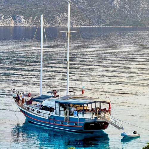 Marmaris City Center Boat Rental | Esperanza