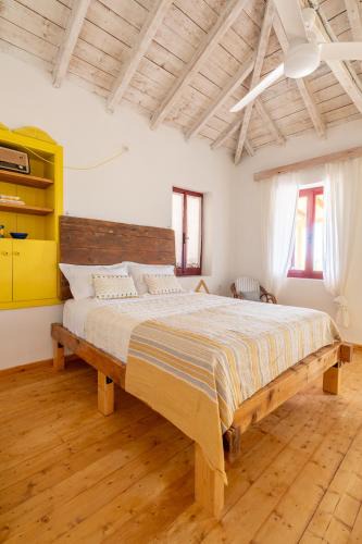 Nerotrivia House | Esperos petit house