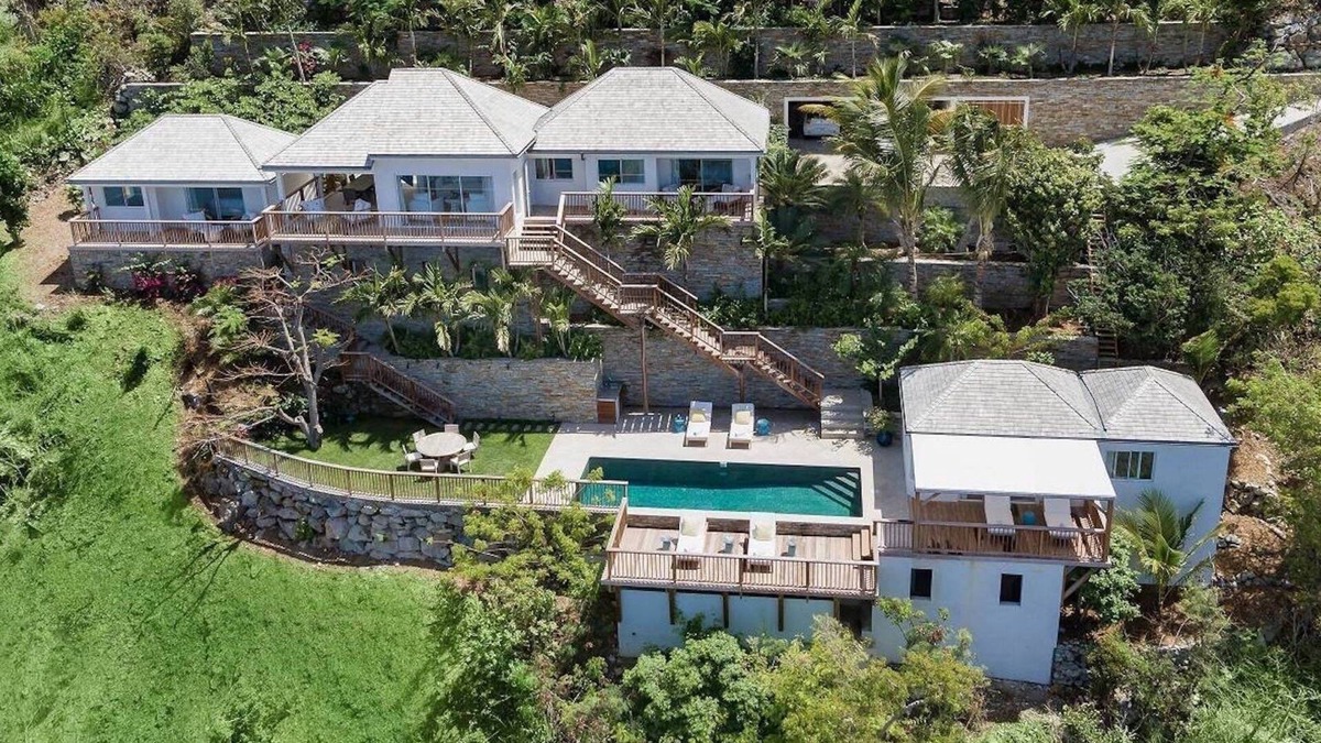 Colombier Villa | Esprit De Roche (2/3 Rooms)