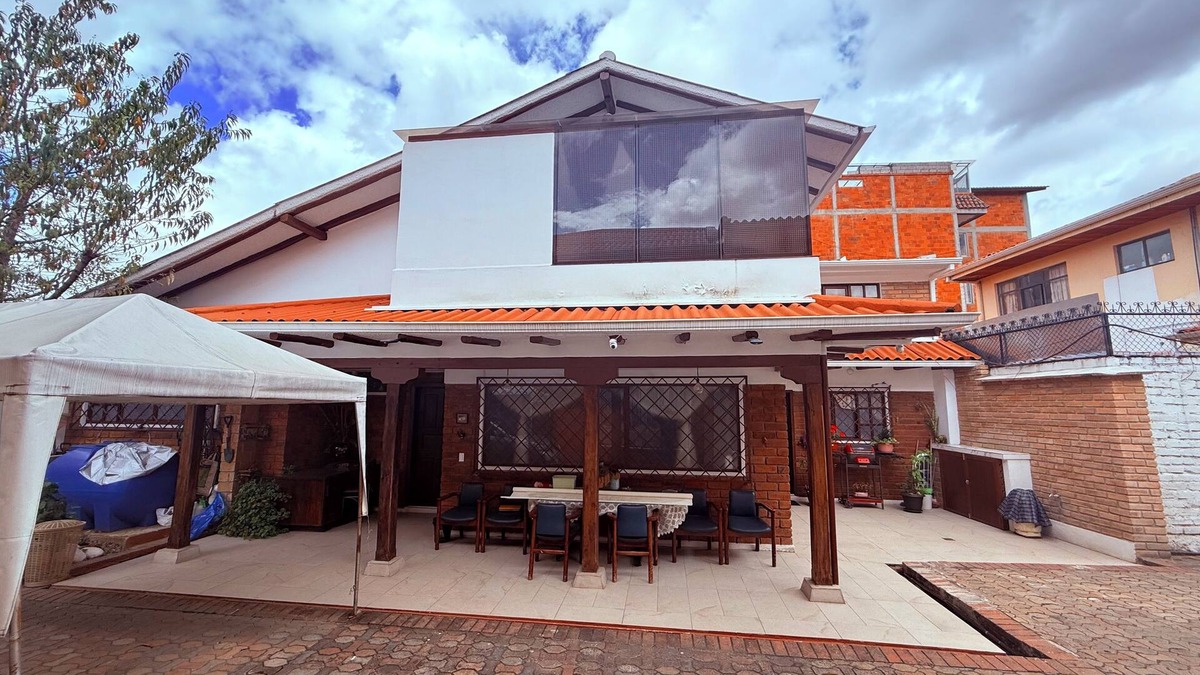 Huayna-Capac Apartment | Estancia El Capulí: A home in Cuenca to relax with your family and/or couple.