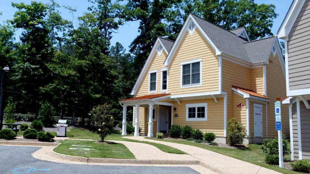 Lackey House | Estat - 1BR Unit 1