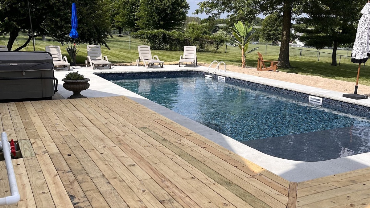 Greenwood House | Estate Home Heated Pool Hot Tub Beach Wi-Fi 8 acres 5000 sqft 5 bd 3.5 bath